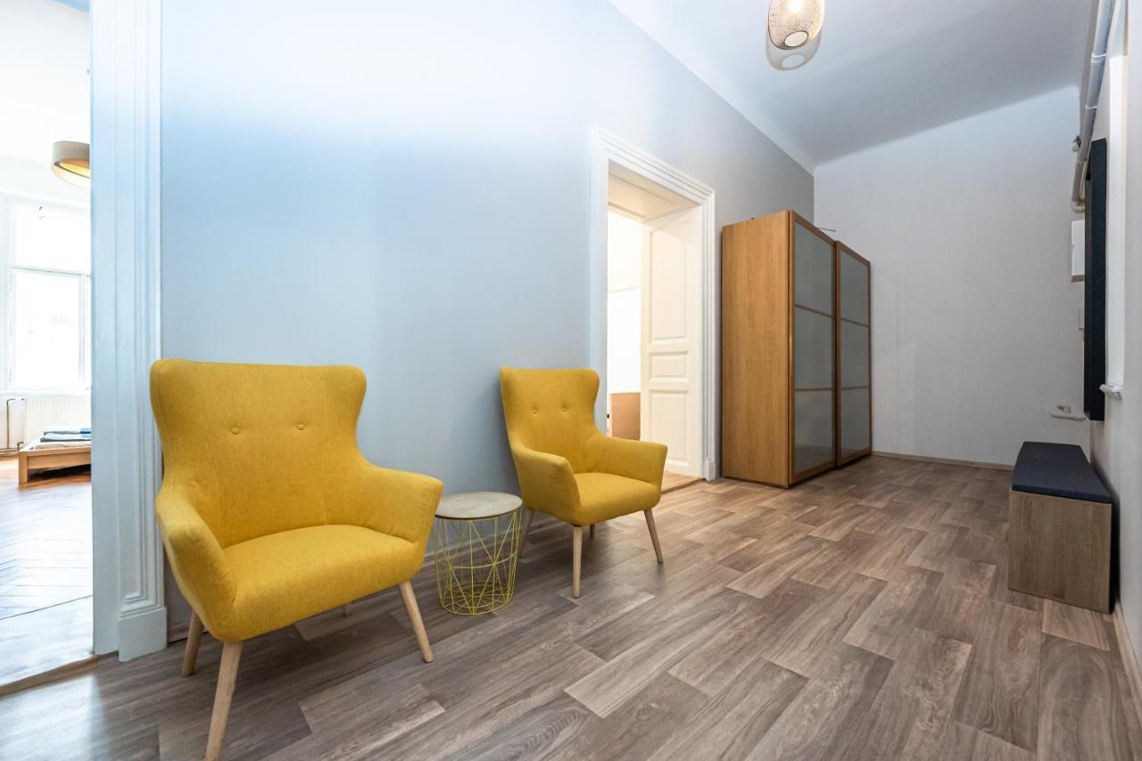 New Town Central Apartment プラハ エクステリア 写真